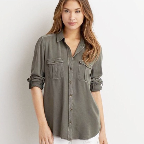 american eagle boyfriend fit shirt